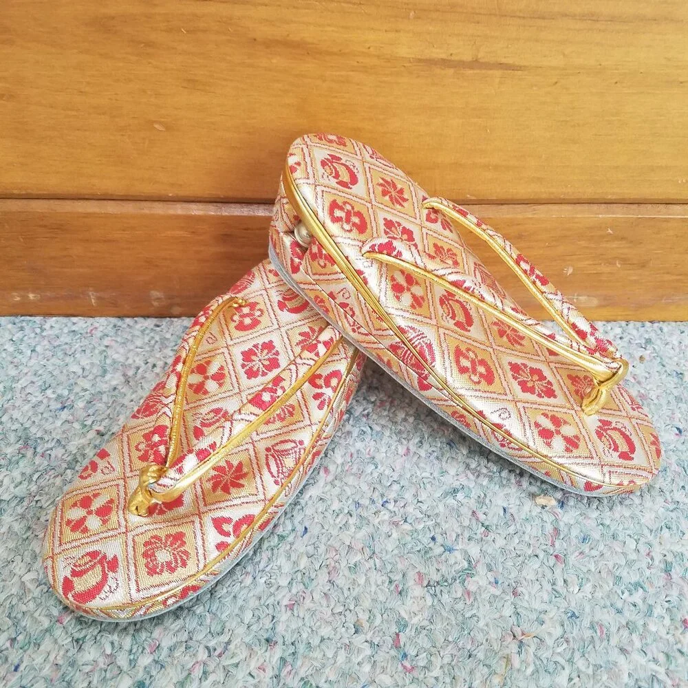 GEISHA Zori SANDELS Girls SHOES Wedge Flip Flop WITH SOCKS VINTAGE Japenese
